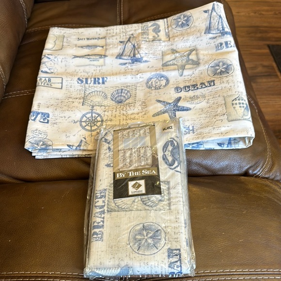 Nautical Themed Valances x2 - Picture 1 of 7